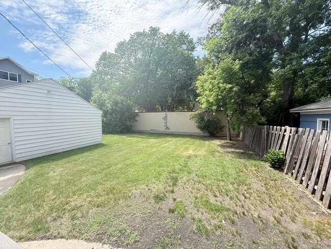 Photo - Spacious 5 Bedroom Home Across from Concordia Football Field