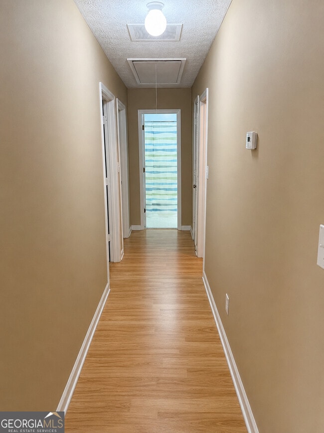 Photo - 1710 Underwood Dr SE
