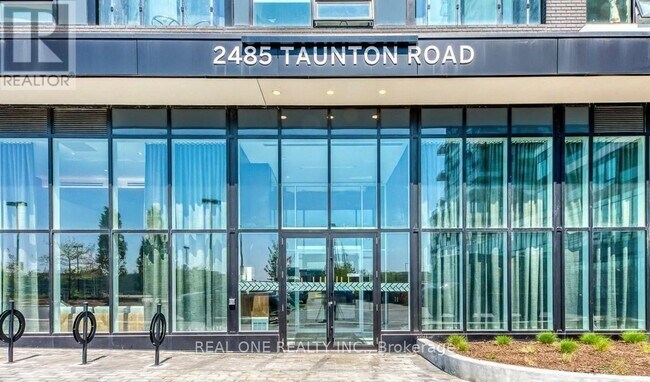 Photo - 2485 Taunton Rd Unit 617
