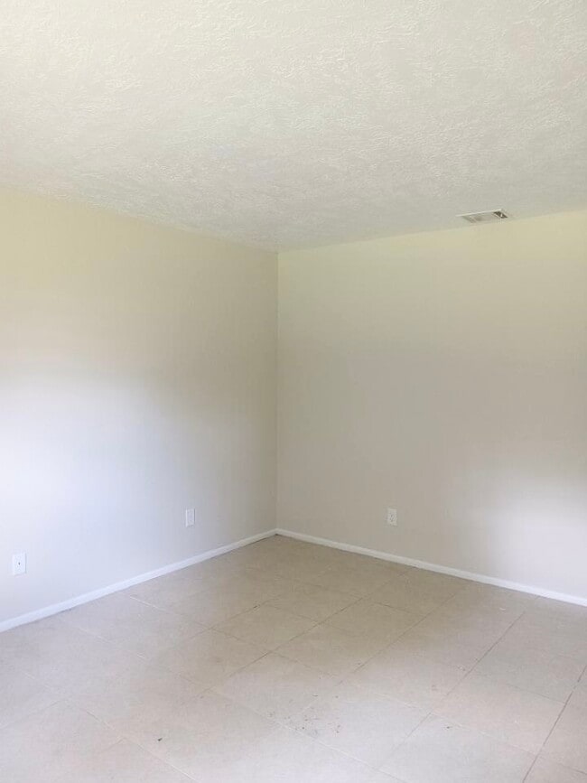 Photo - 5230 SE 31st St Apartamentos Unidad 5230C