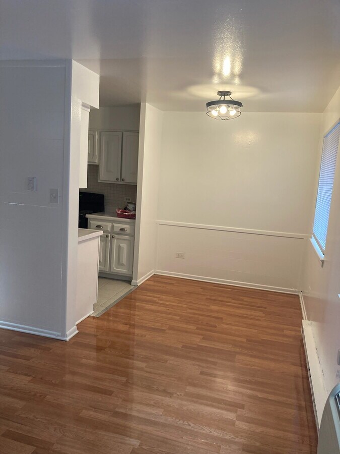 Photo - 5920 N Kenmore Ave Unit 203