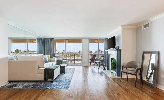 Luxurious Beverly Hills Penthouse Condo wi... - Luxurious Beverly Hills Penthouse Condo wi...