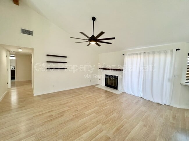 Photo - 1125 Burlingame Ave