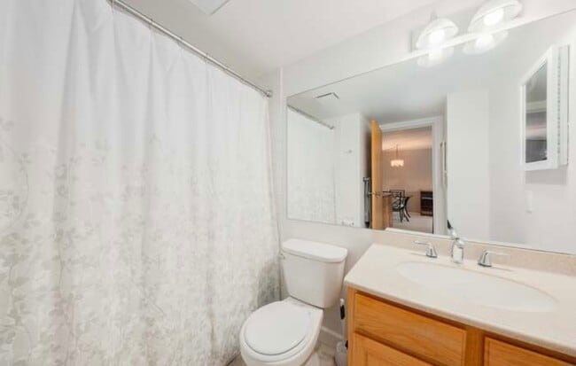 Photo - 5125 Blodgett Ave Unit 213