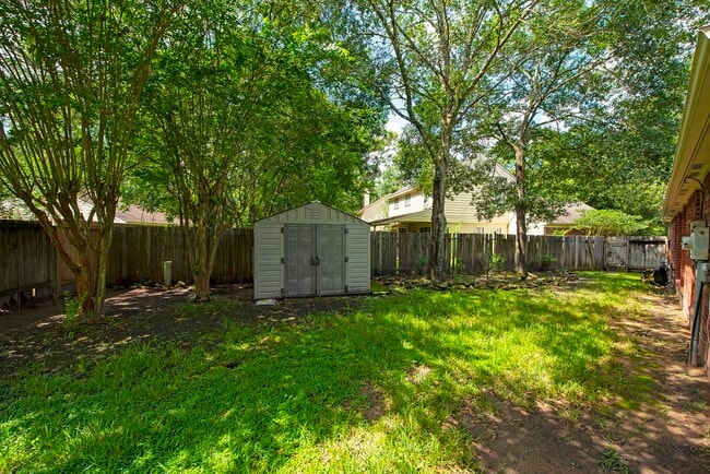 Photo - 34 Green Slope Pl