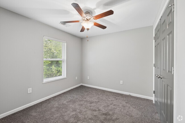 Finch 1BR, 1BA - 493SF - Dormitorio - The Adelade