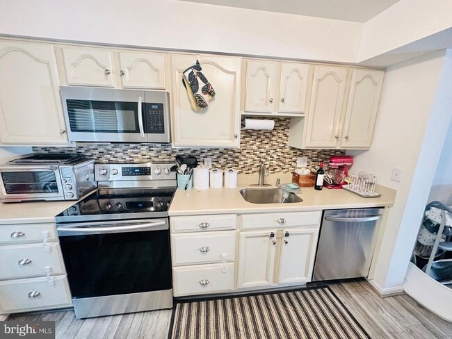 Photo - 12010 Glen Alden Rd