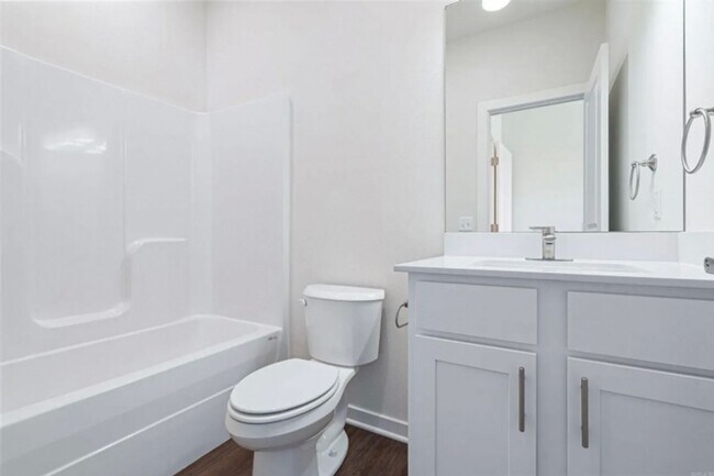 Photo - 605 Whitham Ave Unit 605-1