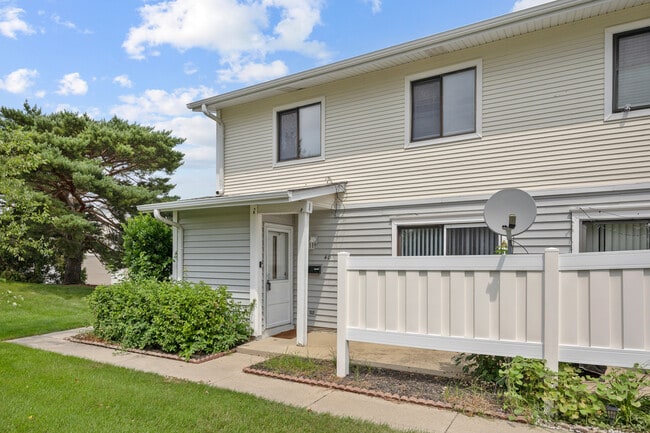 Photo - 40 N Waterford Dr
