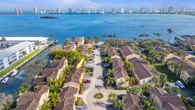 Photo - 1135 Lake Shore Dr Unit 206