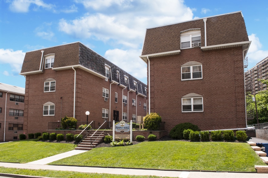 beautiful garden apartments