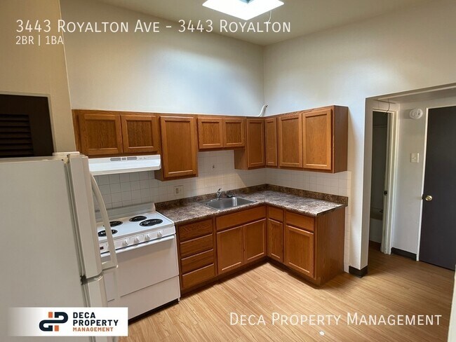 Photo - 2 Bedroom 1 Bathroom Apartment Unit 3443 Royalton