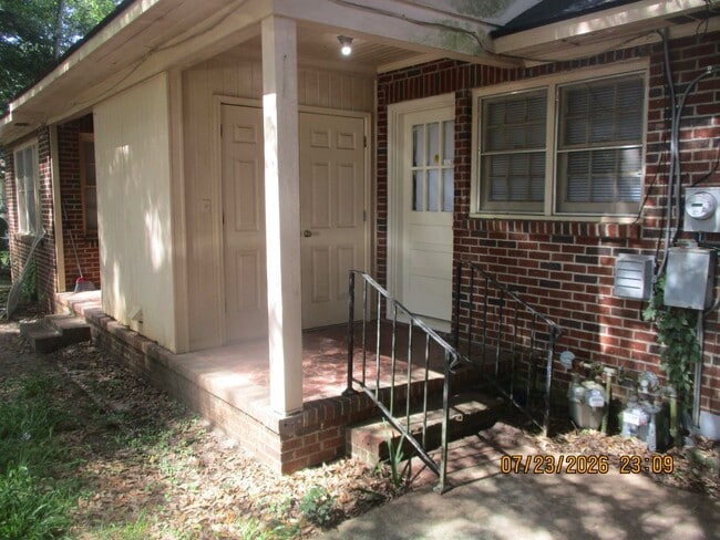614-B Haley St