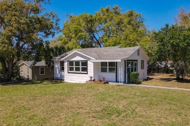 Photo - 218 W Magnolia St