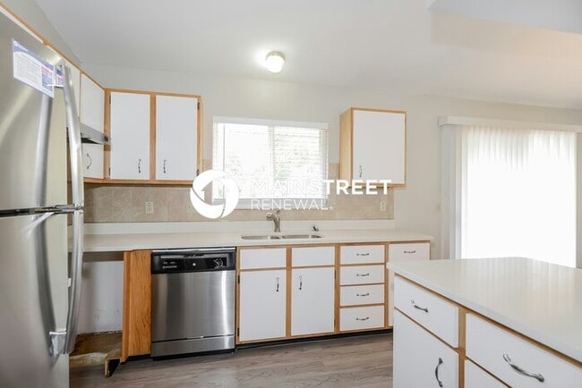 Photo - 3 Bedroom Pet-Friendly Home in Florissant,...