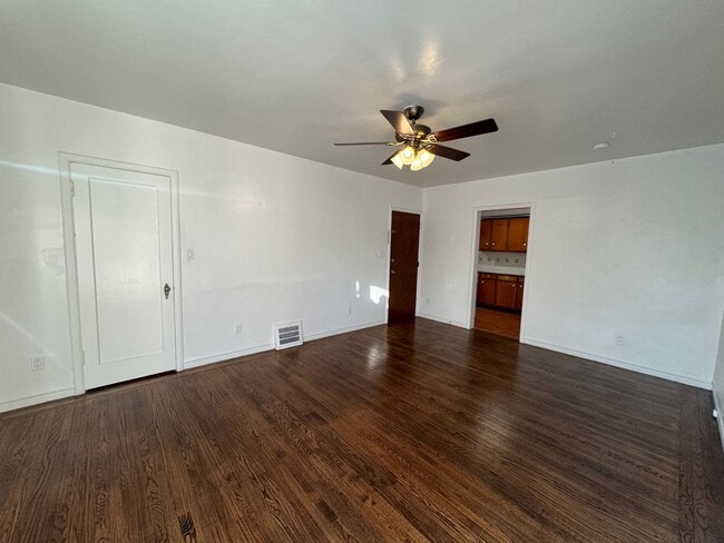 Photo - 1047 Santa Clara Ave Unidad 2