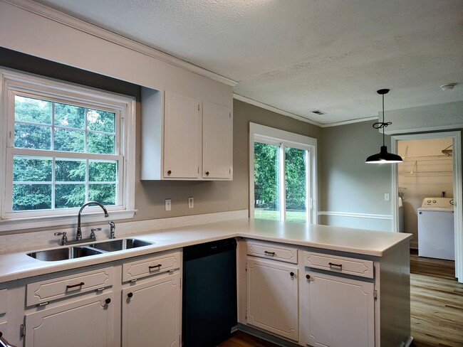 Photo - 7413 Doves Nest Cir
