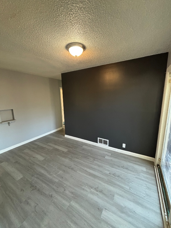 Photo - 5406 Laurene St