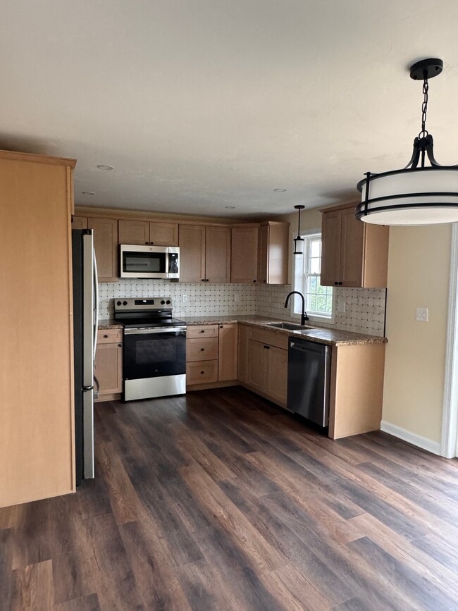 Photo - 18 Snowberry Cir