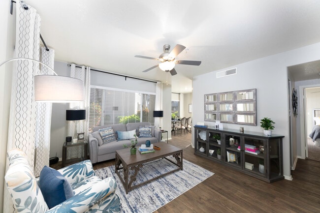 Photo - Alcove at the Islands