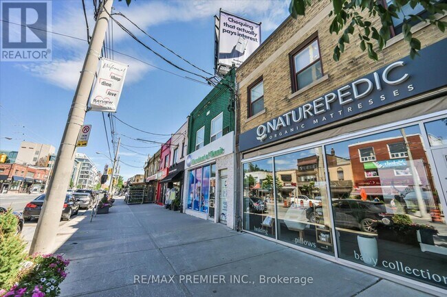 Photo - 1615 Bayview Ave