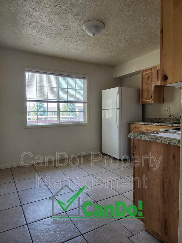 Photo - 250 Carol Dr Unit #1