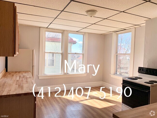 Building Photo - 1 br, 1 bath Triplex - 1610 Davis Avenue 2 Rental