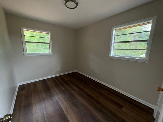 100 Wadsworth St NE Unit 100 Apartment B