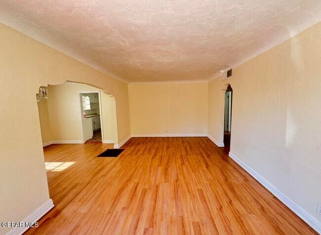 Photo - 1331 Cincinnati Ave