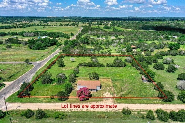 Building Photo - 51 Private Rd 901 Rental