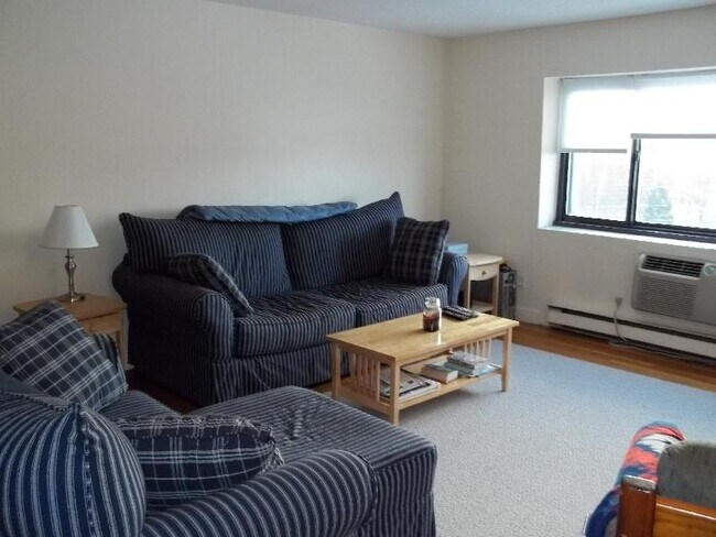 Building Photo - 36 Dighton St Unit 15