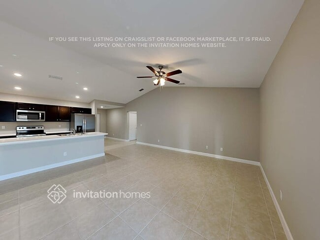 Photo - 442 Oldenberg St SW