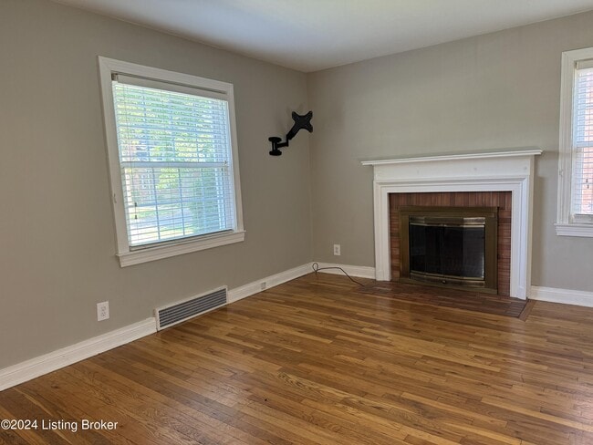 Photo - 249 Norbourne Blvd