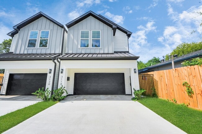 Photo - 3118 Wentworth St