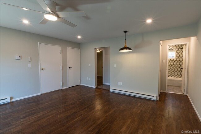 Photo - 303 Old Mill Rd