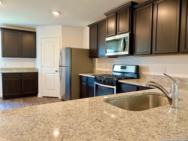 Photo - 4127 Trail de Paris