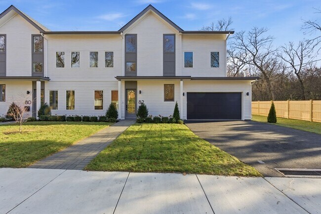 Photo - 82 Louise Rd