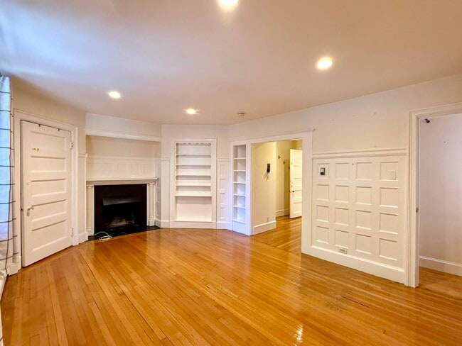 17 Exeter St Unit 1