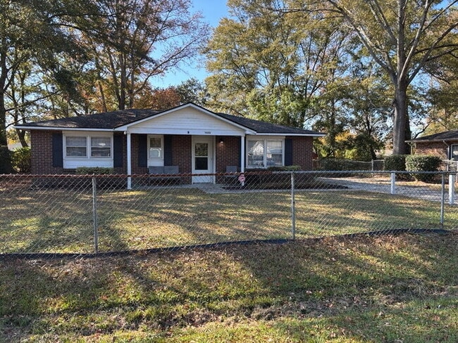 Photo - 4411 Donwood Dr