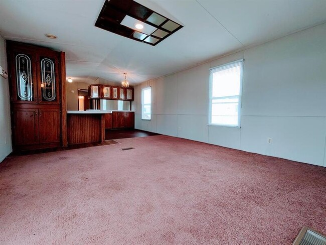 Photo - 308 Sunshine Dr