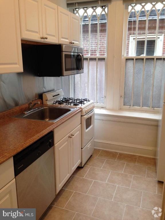 Building Photo - 1209 Spruce St Unit 3R Rental