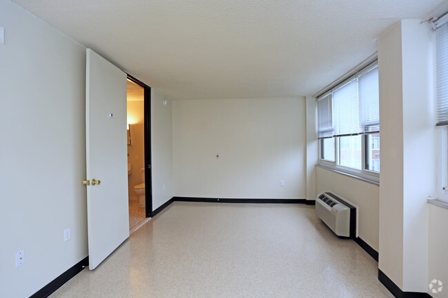 Living Area - Phillip Murray House - For 62 yrs+