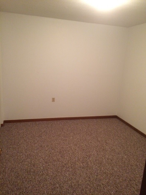 Photo - Hubbard Maple Street Apartments