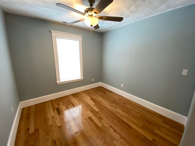 Photo - 305 Highland Ave Unit 3