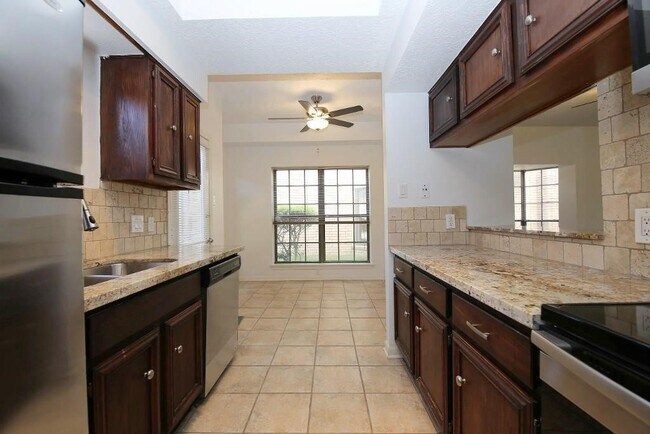 Photo - 800 Country Pl Dr Unit 304