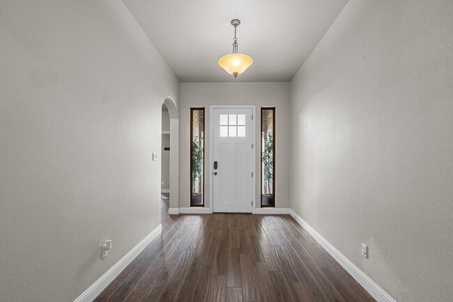 Photo - 49 Berkshire Cir