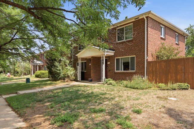 Photo - 1316 Ivanhoe St Unit 1