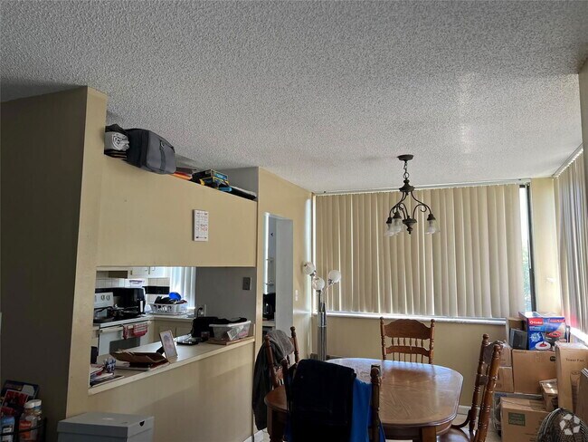 Building Photo - 4222 Inverrary Blvd Unit 4316 Rental