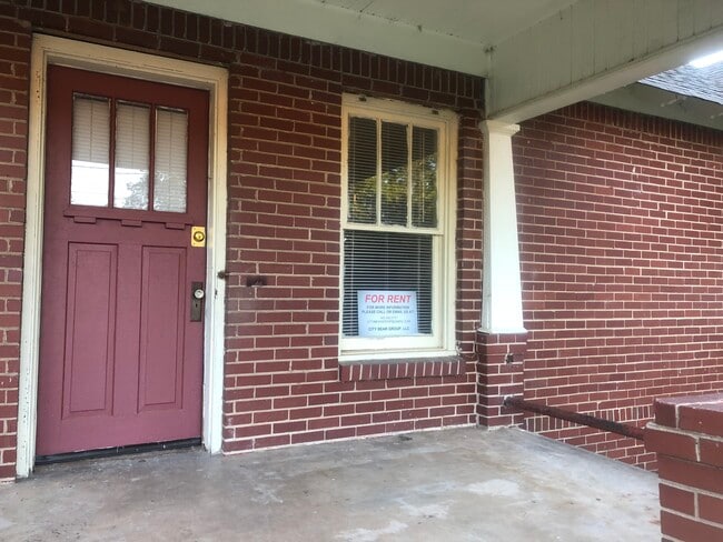 Photo - 812 Darlington Way Southwest