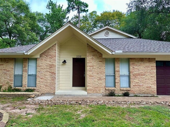Building Photo - 239 Ridgewood Dr Rental